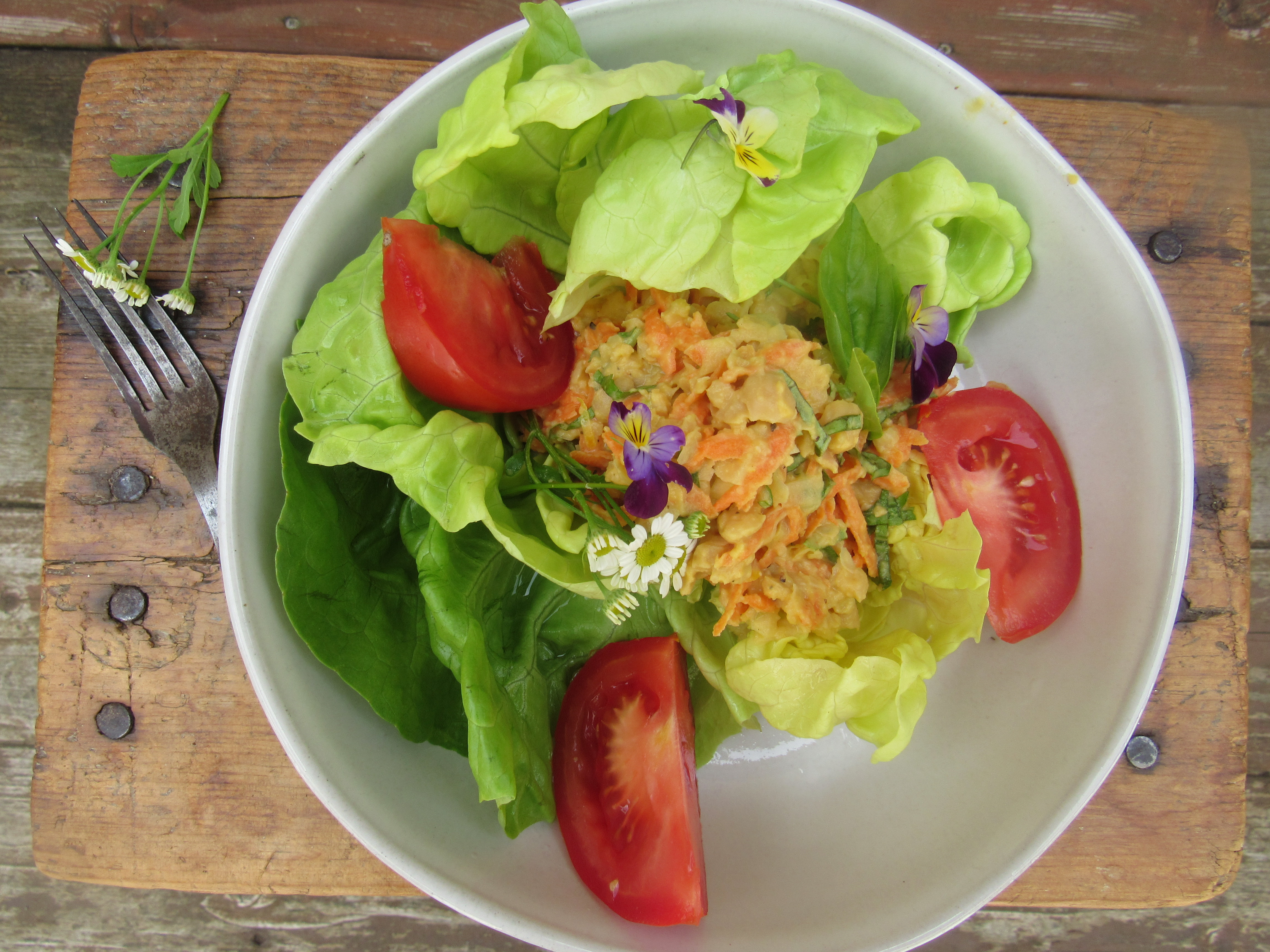 Lemon Basil Chickpea Salad